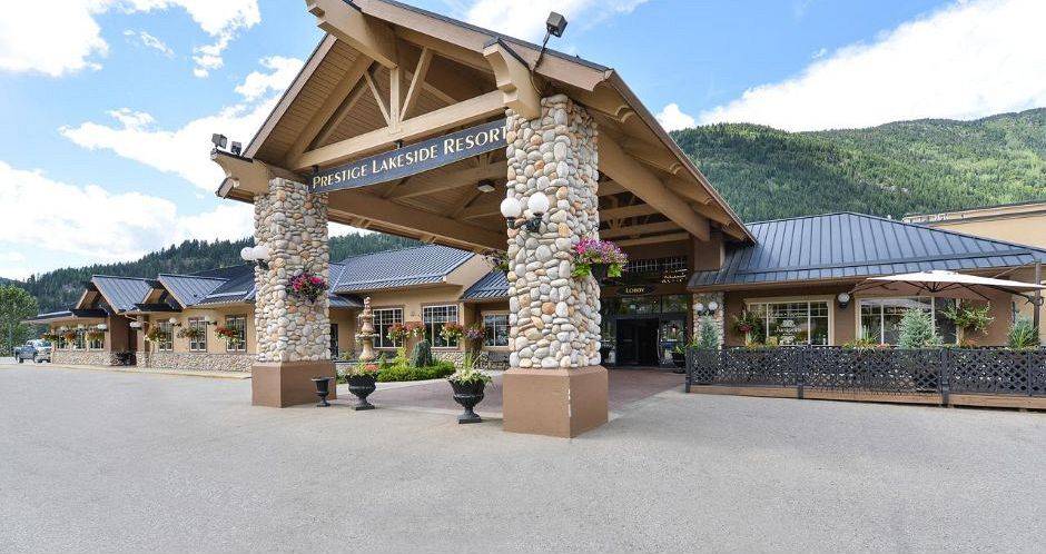 A fantastic home-base for skiing in BC. Photo: Prestige Lakeside Resort - image_1